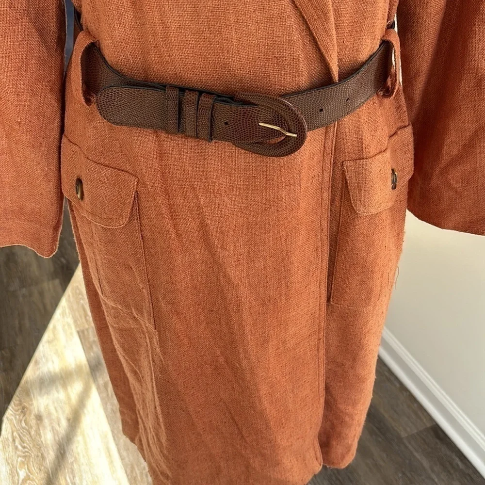 Vintage silk overcoat dress with belt. No size, but would fit a small - Picture 3 of 7